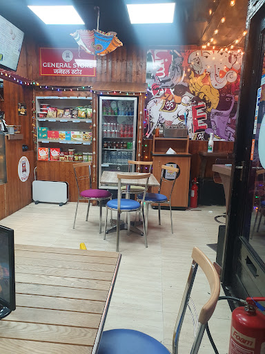 Photo of Bombay & Co Express (takeaway) - 302 High St, Cheltenham GL50 3JF